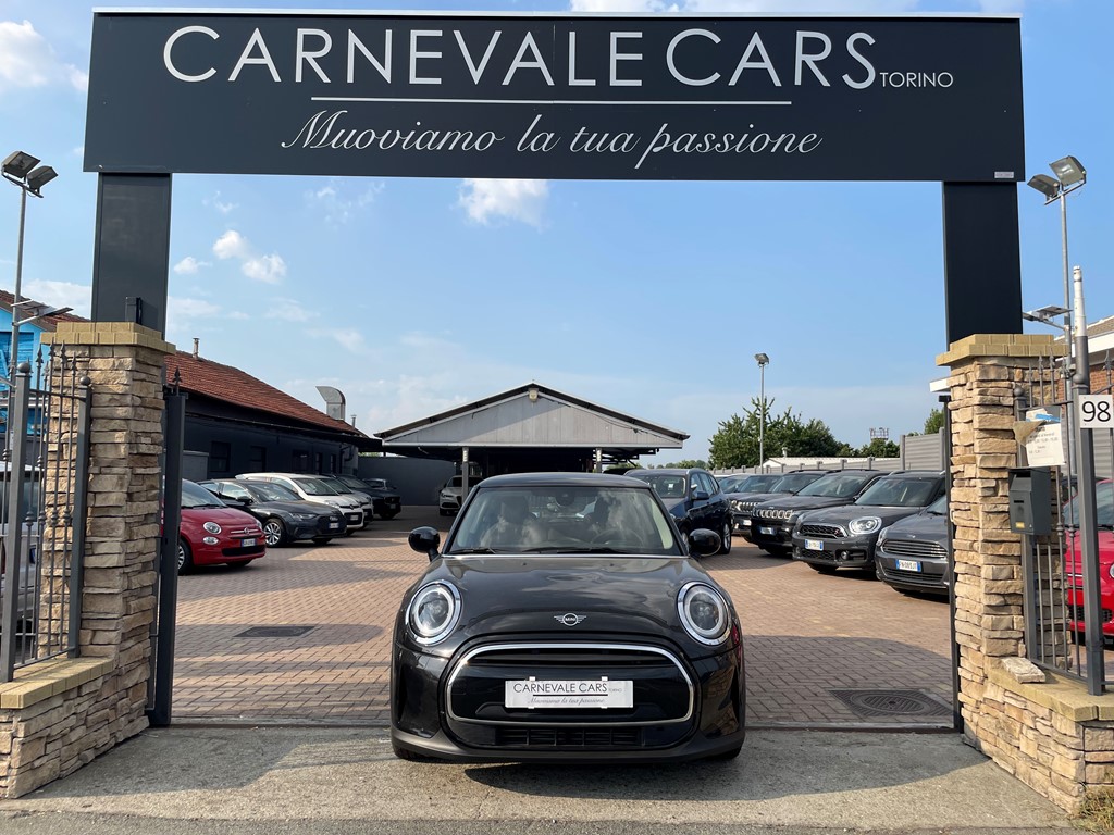 MINI COOPER 3p 1.5 Essential Premium auto 136cv nero - auto usato